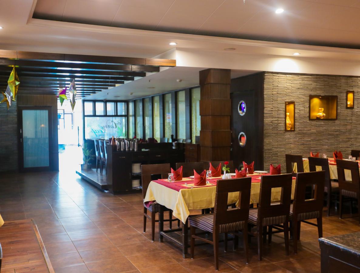 Cs Boutique Hotel Faridabad Zewnętrze zdjęcie