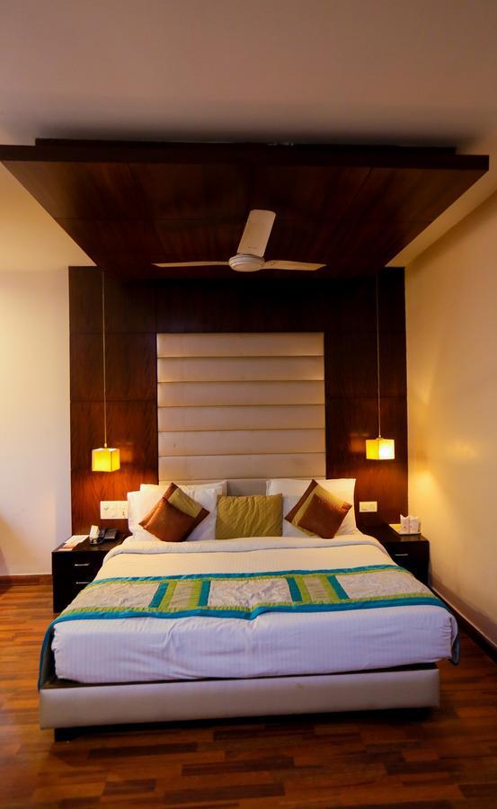 Cs Boutique Hotel Faridabad Zewnętrze zdjęcie