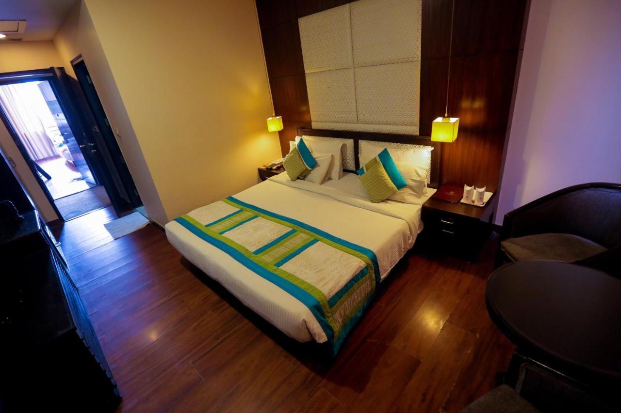Cs Boutique Hotel Faridabad Zewnętrze zdjęcie